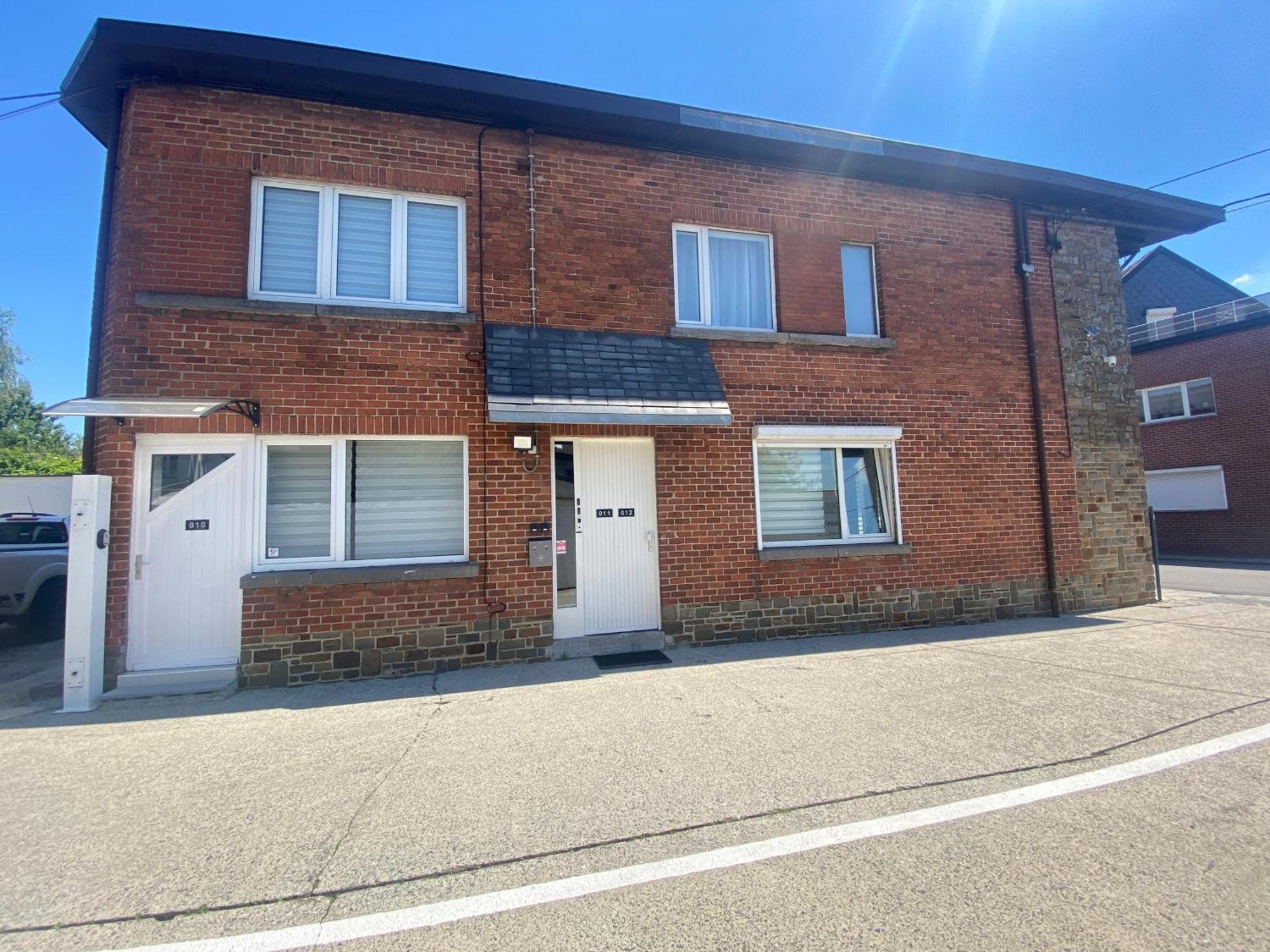 1-C Superbe Appartement Tres Calme Et Bien Decore Charleroi Buitenkant foto