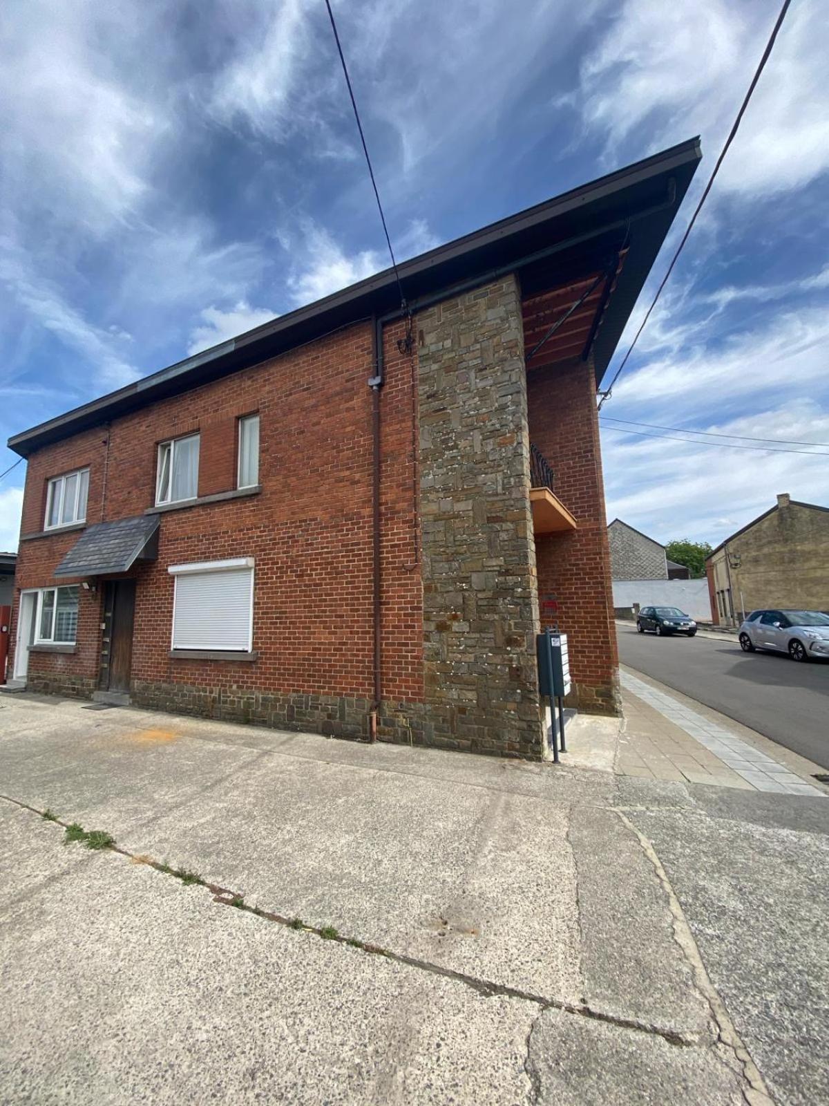 1-C Superbe Appartement Tres Calme Et Bien Decore Charleroi Buitenkant foto